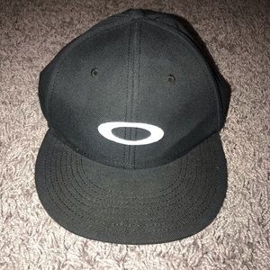 Oakley hat